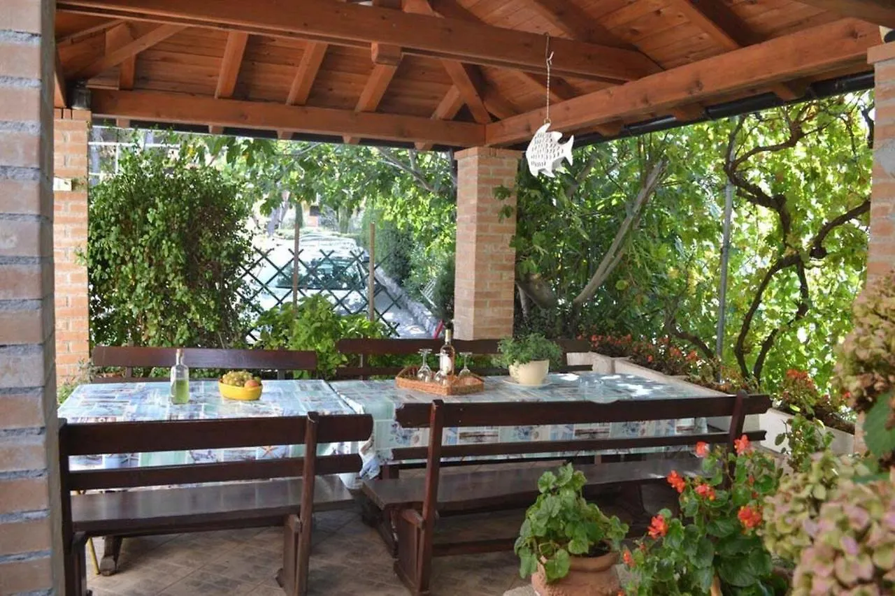 Apartments Miranda Lopar