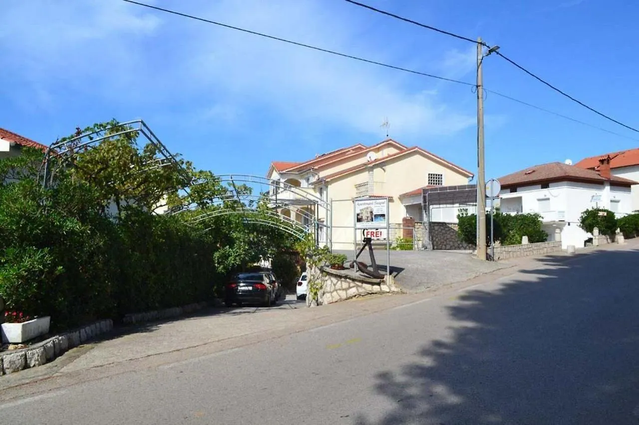 Apartments Miranda Lopar