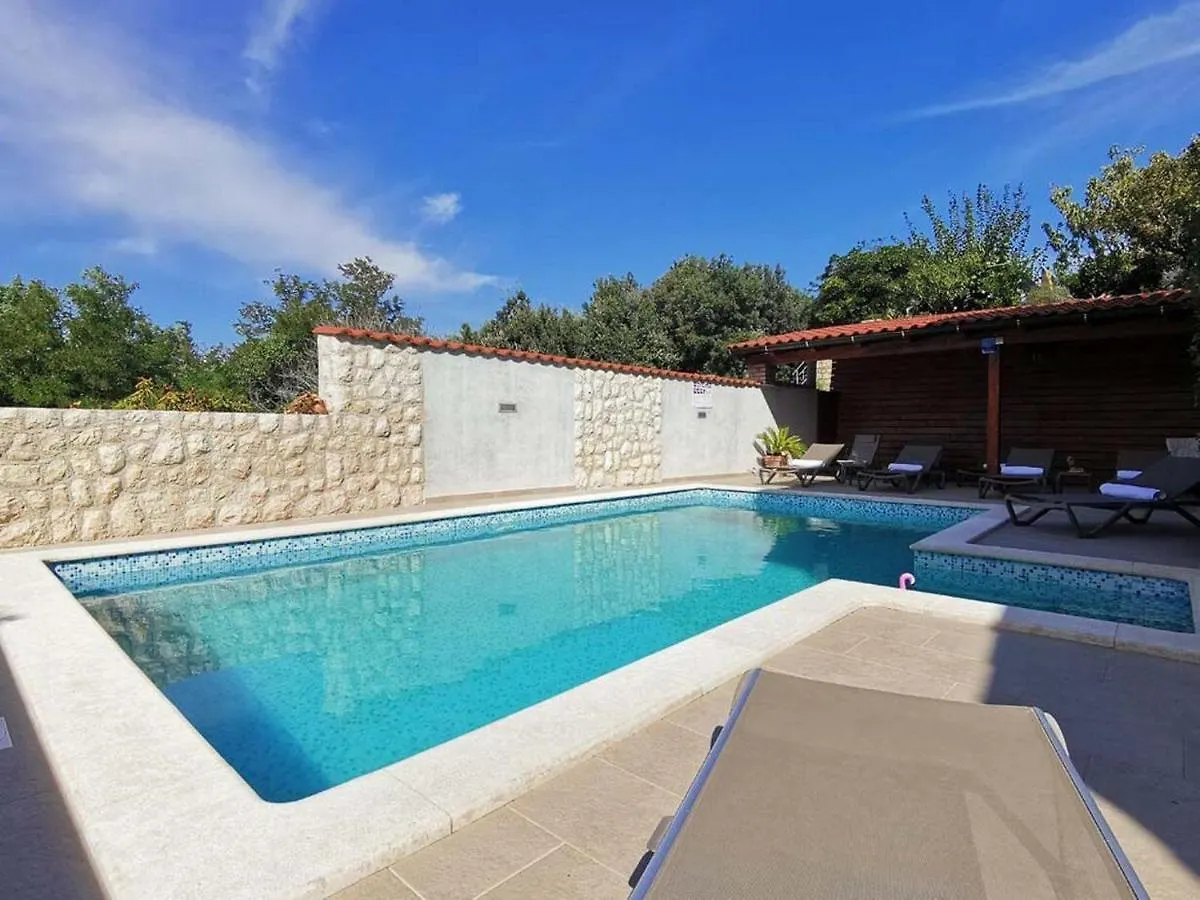 Apartments Miranda Lopar