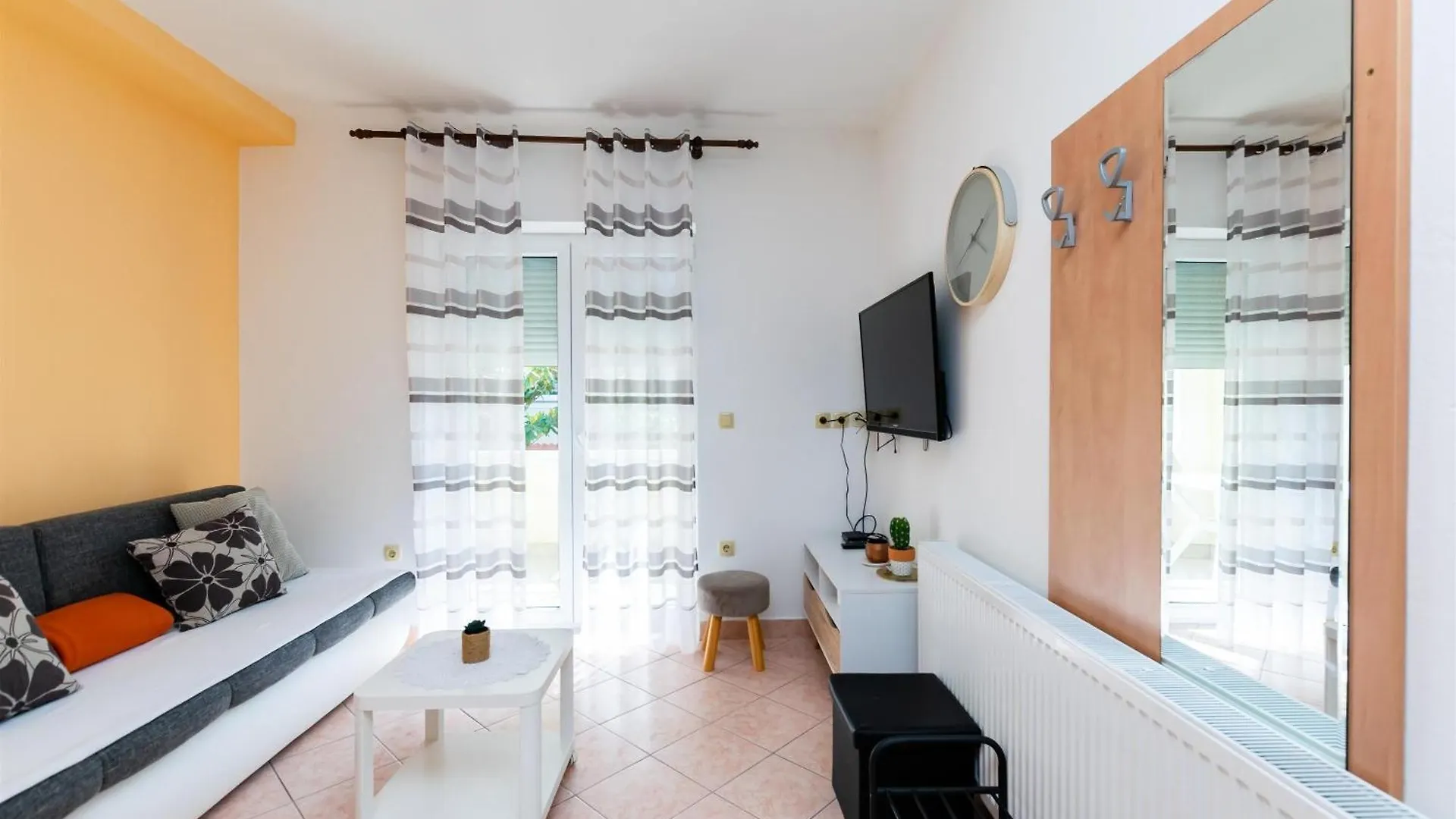 Apartments Miranda Lopar Croatia