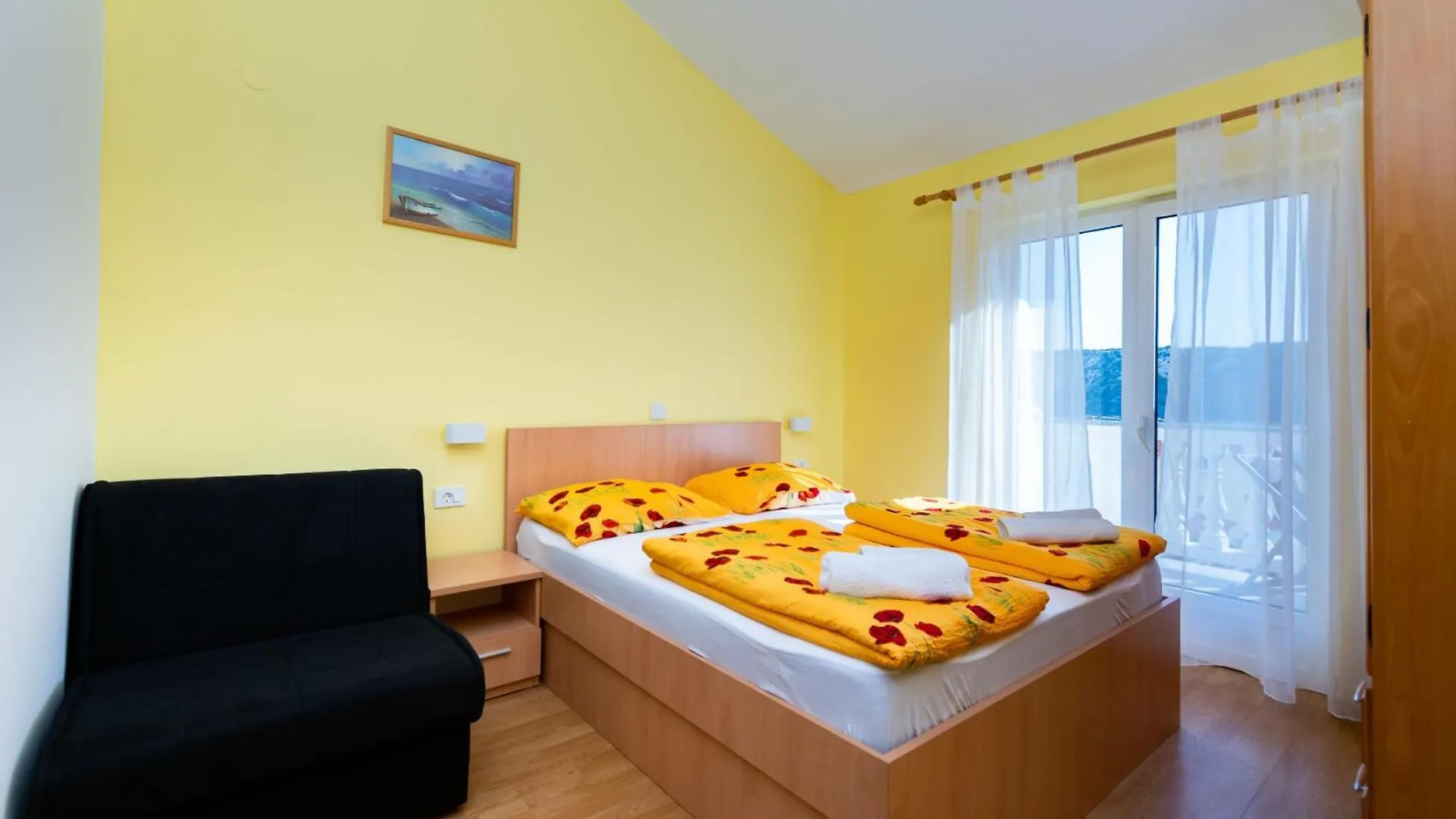 Apartments Miranda Lopar