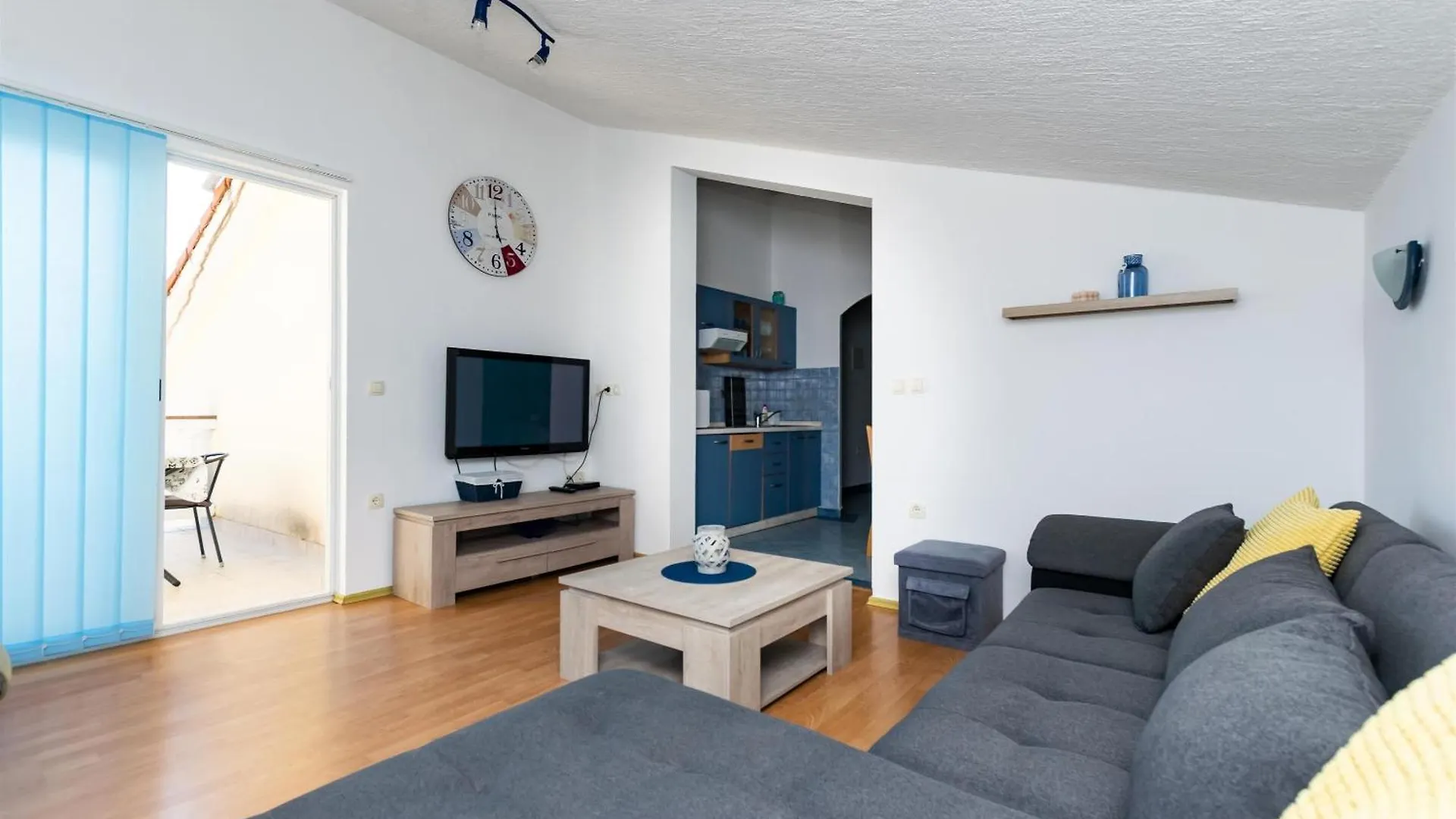 Apartments Miranda Lopar 0*,  Croatia