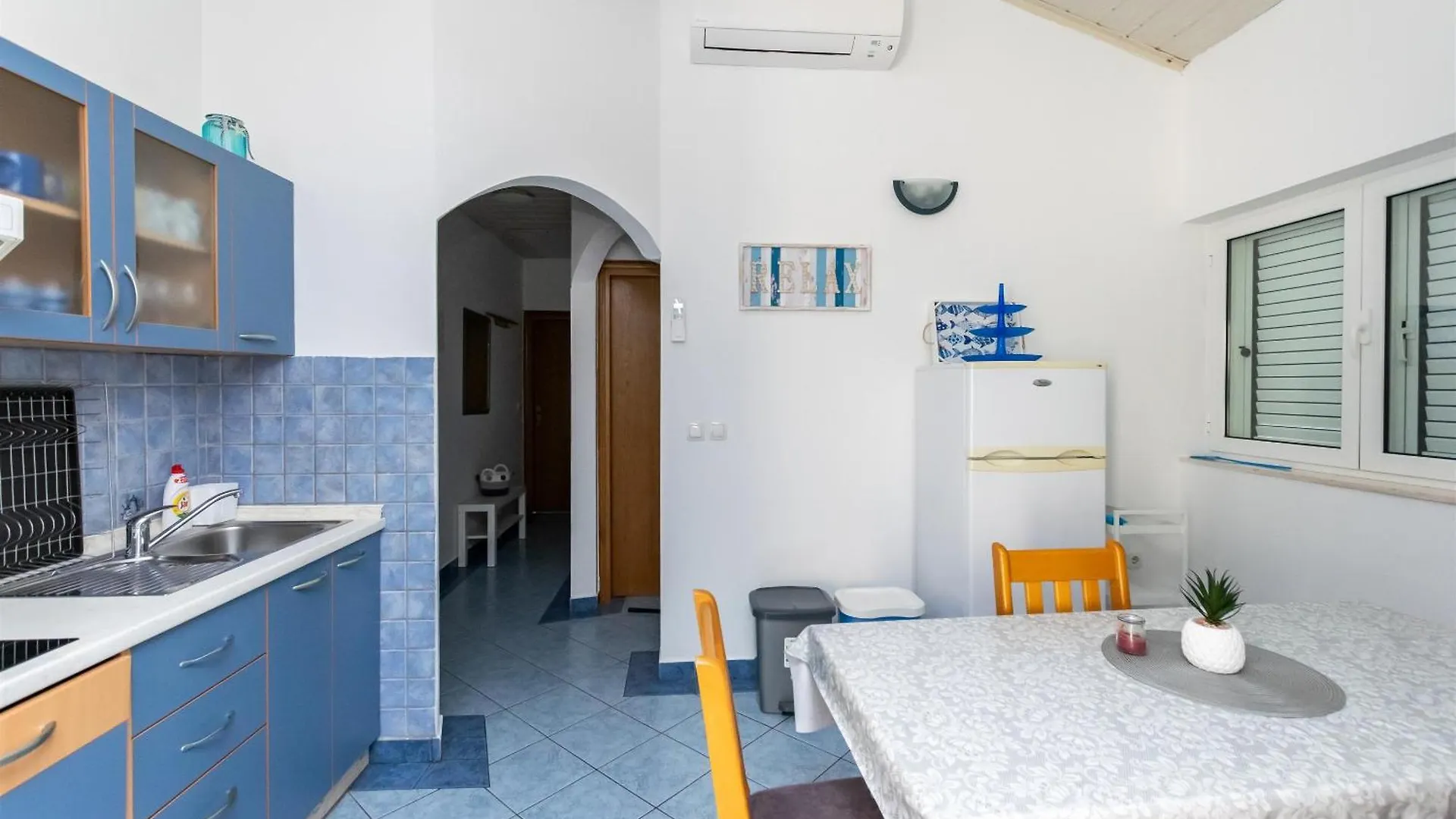 Apartments Miranda Lopar 0*,  Croatia
